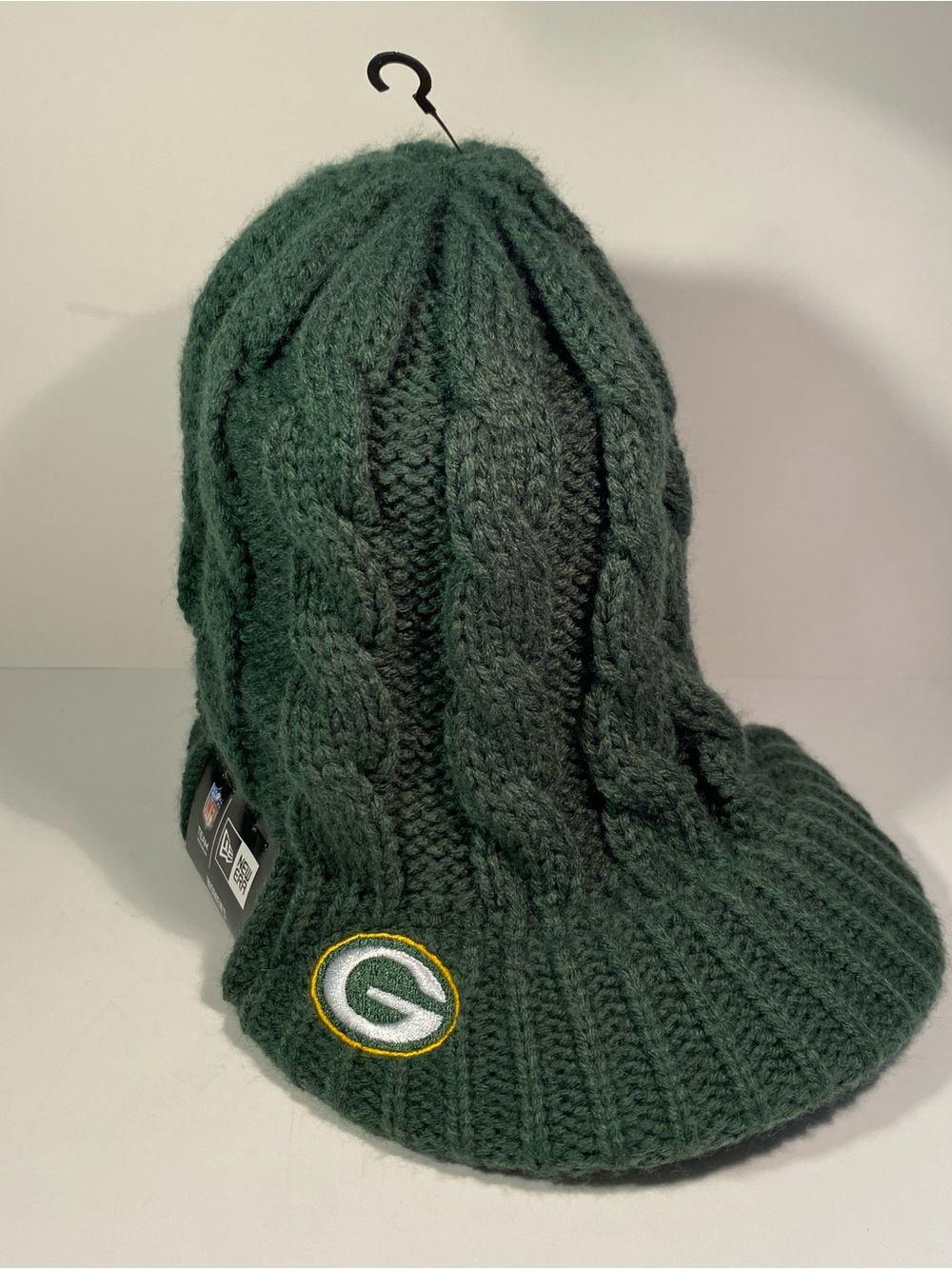 New Era NFL Green Bay Packers Cable Knit Visor Beanie - Women’s NWT - Picture 2 of 6